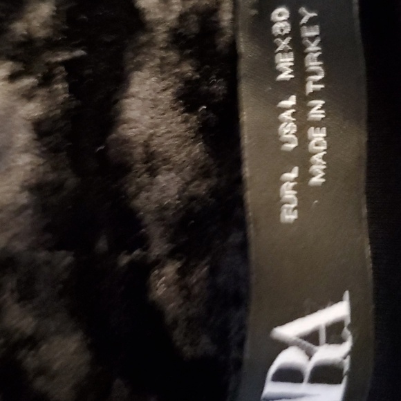 Zara Crushed Velvet Jog Suit with Hood - Picture 8 of 8